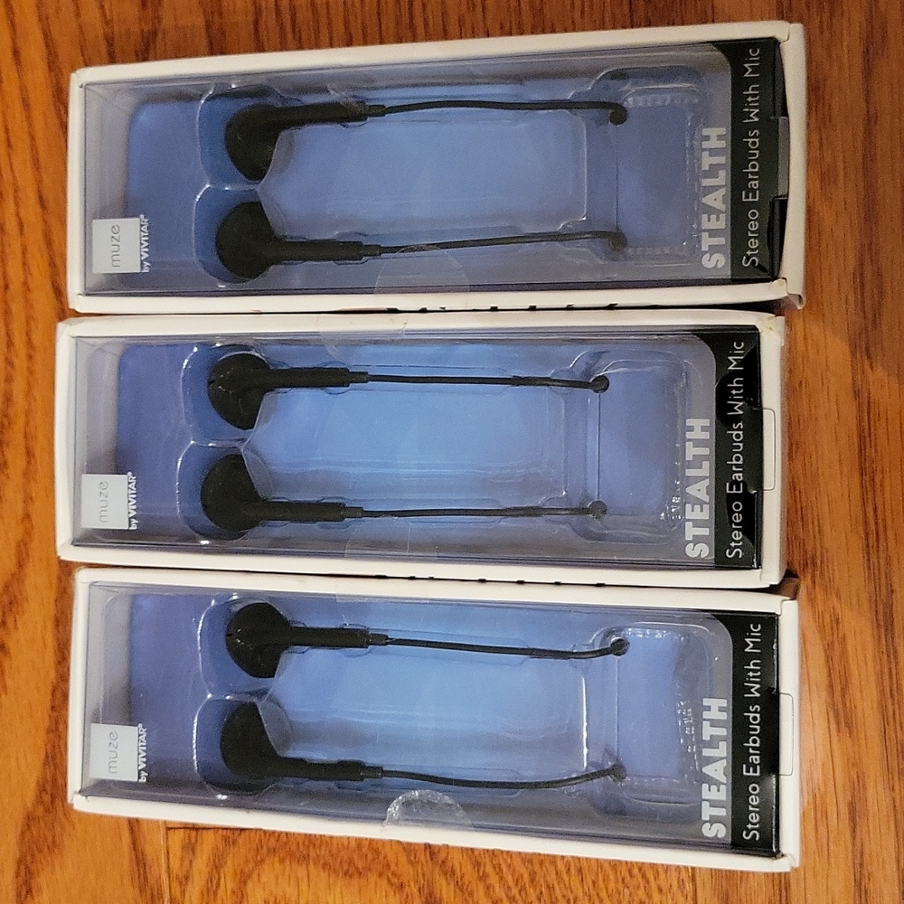 Muse by Vivitar wired earbuds with mic (3)